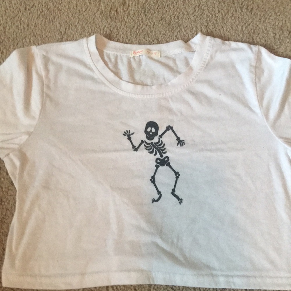 cute white cropped shirt